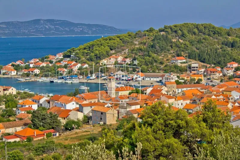 Terreno Veli Iž, Zadar - Okolica, 821m2 – 2