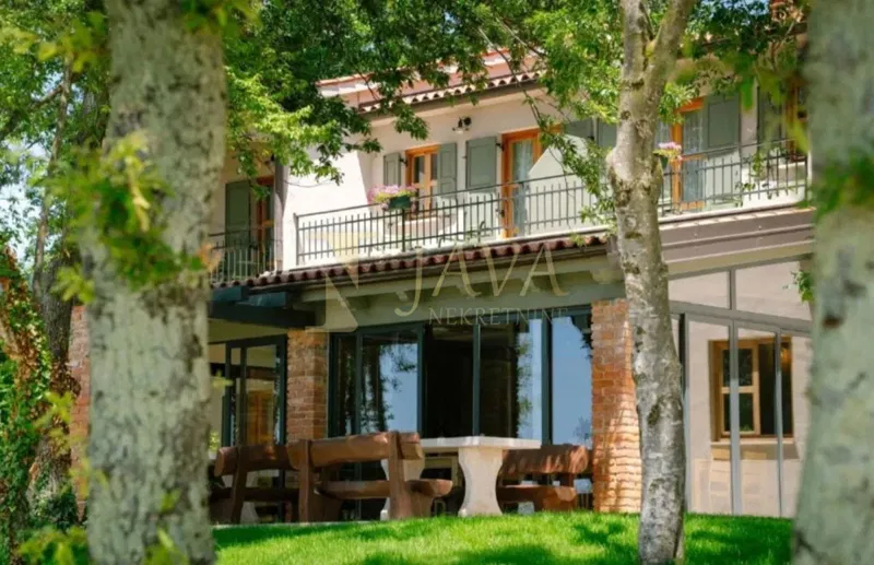 Commerciale Žbandaj, Poreč, 650m2 – 2