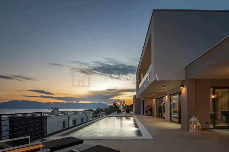Kostrena, luksuzna moderna vila, 295,95m2, unutarnji bazen! – 3