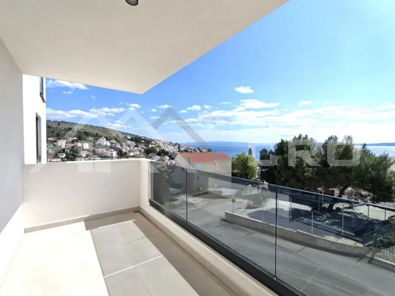 Ciovo Immobilien – Zweizimmerwohnung mit Meerblick, in moderner Neubauwohnung mit Aufzug, zum Verkauf