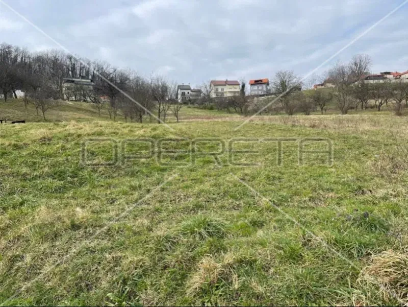 Kustošijanski venec, Kustošija, 694.00 m2, 76,000.00 EUR – 2