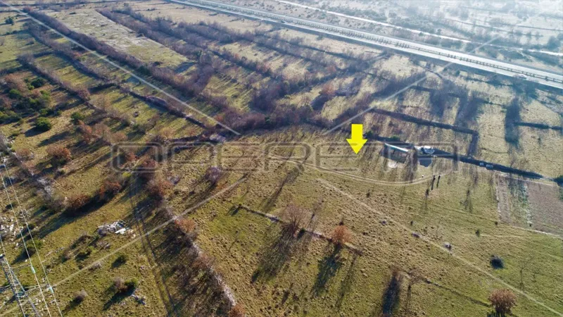 Građevinsko zemljište, Klis, površine 800 m2