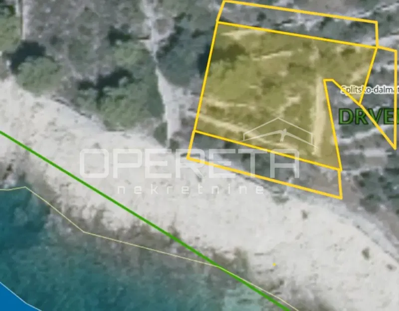 Drvenik Veliki - terreno agricolo 1ª fila dal mare - opportunità di investimento!