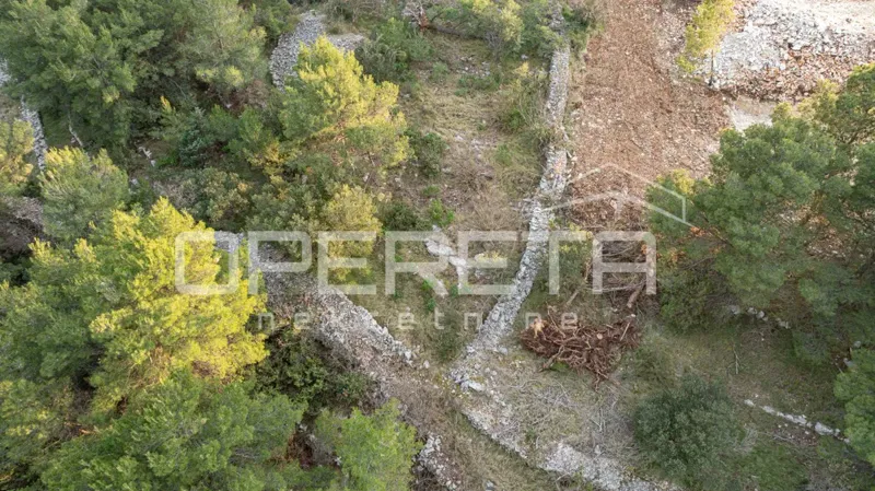 Agricultural land of 8172 m2, Island of Brač – 2