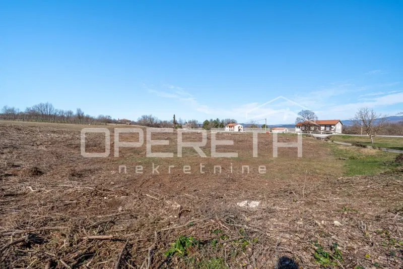 Kršan terreno edificabile per investimento – 2