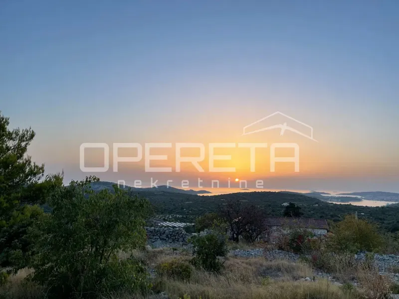 Plot with permit for an exclusive property with sea view – 2