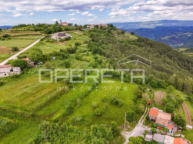 Istra, Motovun okolica- građevinsko i poljoprivredno zemljište