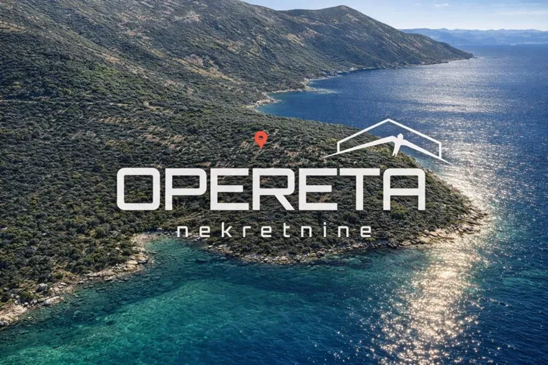 Dvije parcele 4.690 m2 uz more, s objektom, Baćina
