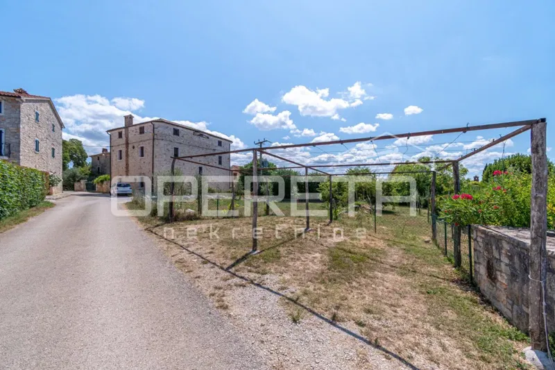 Istria, Višnjan – terreno edificabile – 3