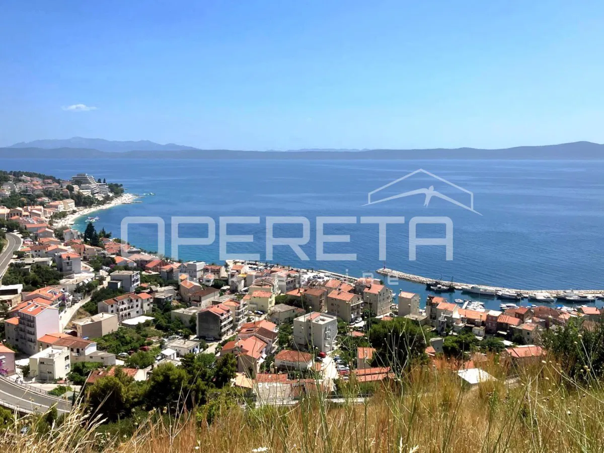 Podgora - poljoprivredno zemljište s panoramskim pogledom