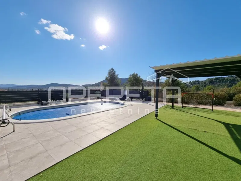 Building land with a pool, Bilice – 2