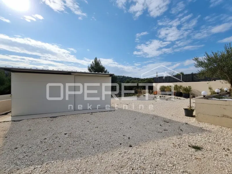 Building land with a pool, Bilice – 3
