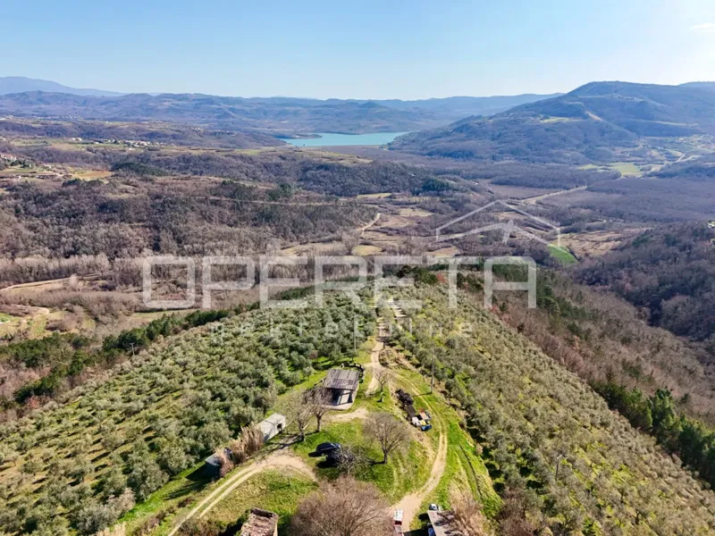Telek Buzet – 3