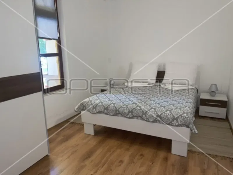 Istria, Ližnjan, ground floor apartment, 3 bedrooms, shared garden and pool – 3