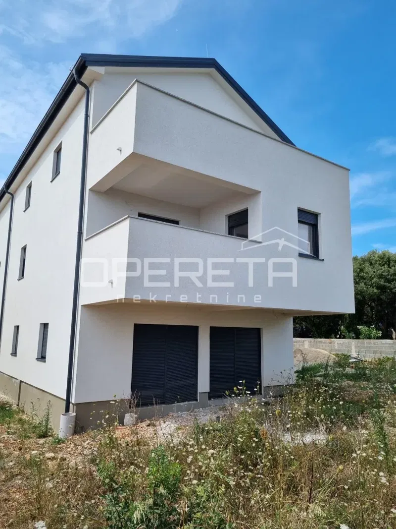 New construction, three-room apartment with a pool, ground floor, 110 m2, garden, Mandre, Pag – 2