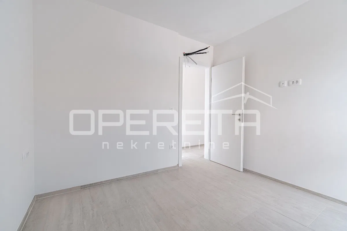 Istrien, Novigrad-Gebiet - Wohnung mit vier Schlafzimmern und Meerblick