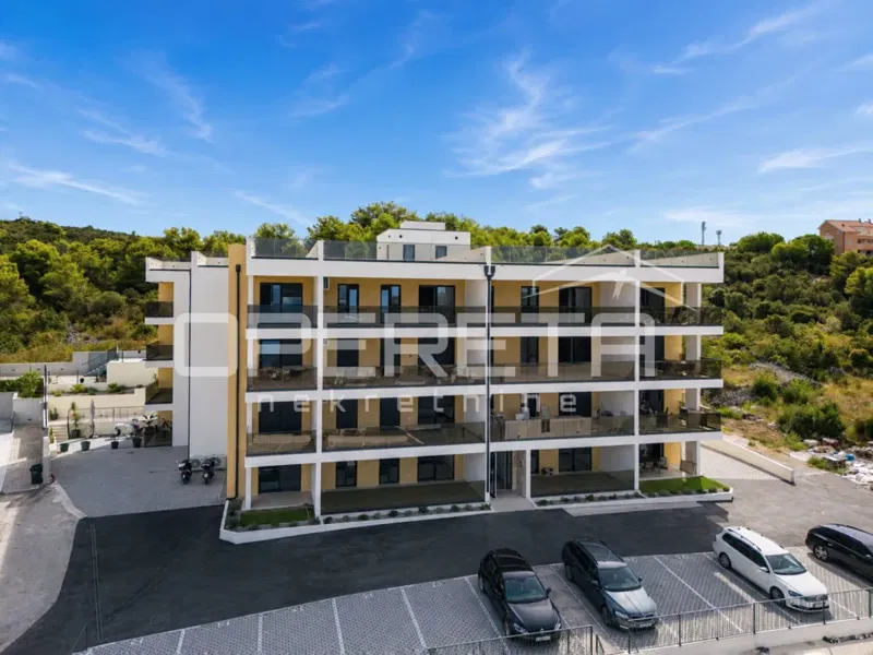 Čiovo / Attico con vista panoramica sul mare – pronto per essere abitato – 2