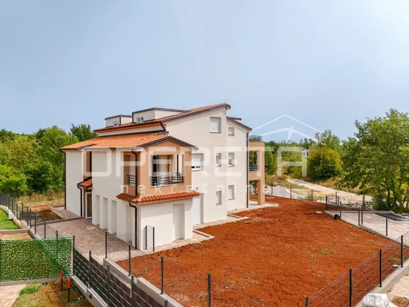 Istria, Poreč area - three-bedroom apartment – 2