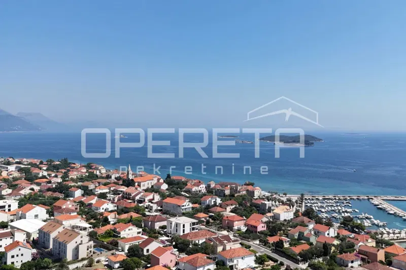 *** Pelješac - Penthouse s dvije terase ***