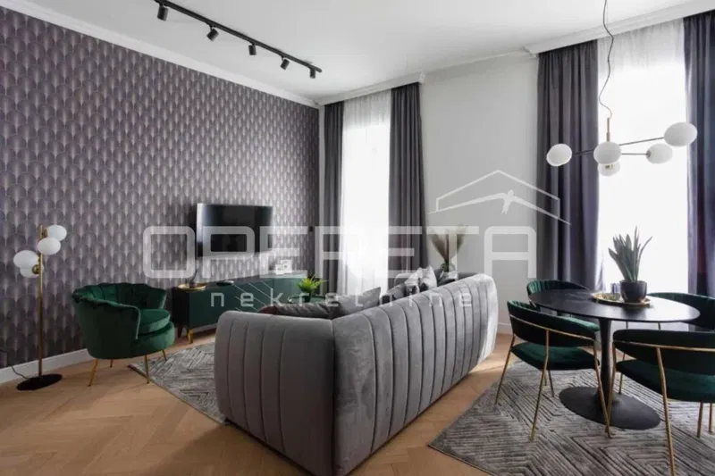 FOR SALE, APARTMENT, ZAGREB, CENTER, SKALINSKA near Tkalčićeva, 45m2, 2-room – 3