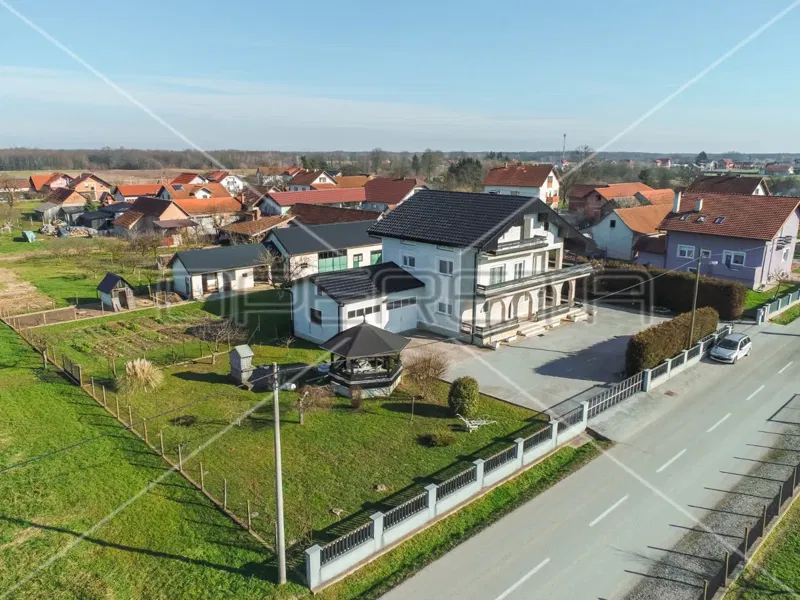 Ház Donji Dragonožec – 2