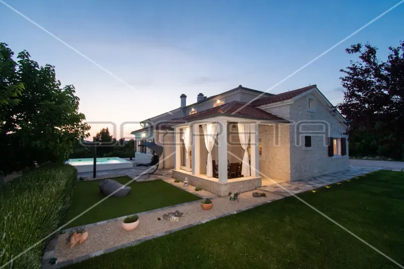 Casa in stile mediterraneo e di prima classe, Dubrava vicino a Šibenik – 2