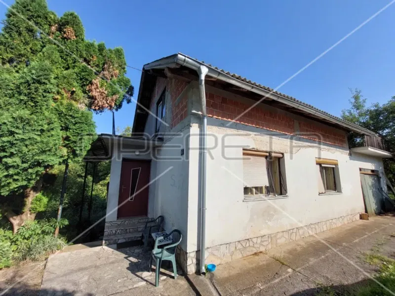 Prodaja, Hiša, Slunj, Prilaz centrali , Samostojeća, 200m2