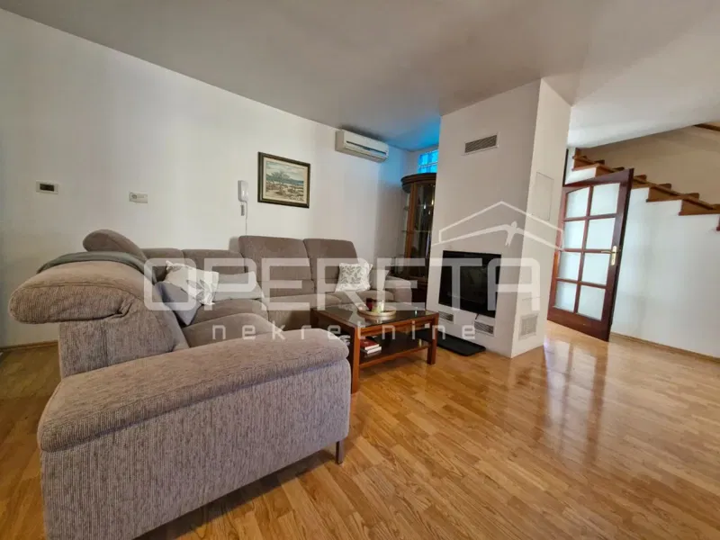 Casa a schiera nel centro di Bala con grande potenziale! – 2