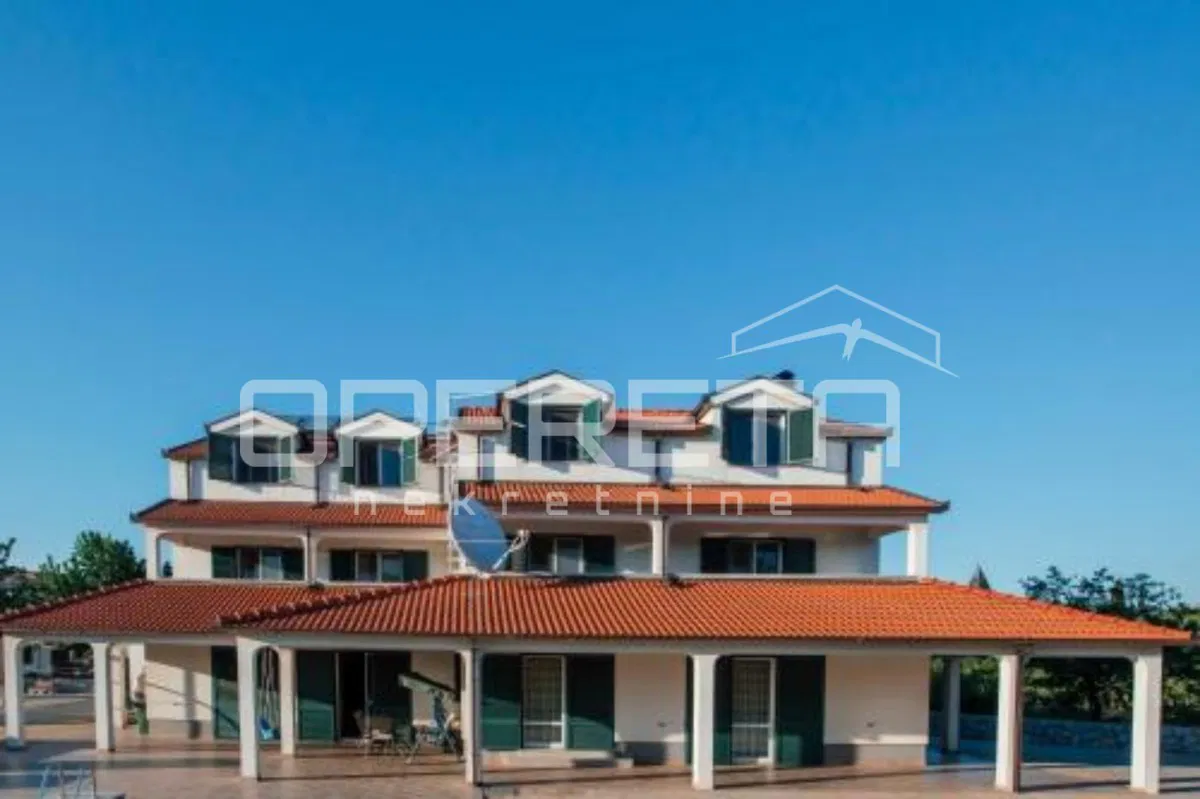 OPPORTUNITÀ DI INVESTIMENTO – CASA PER USO TURISTICO A CISTI PROVO