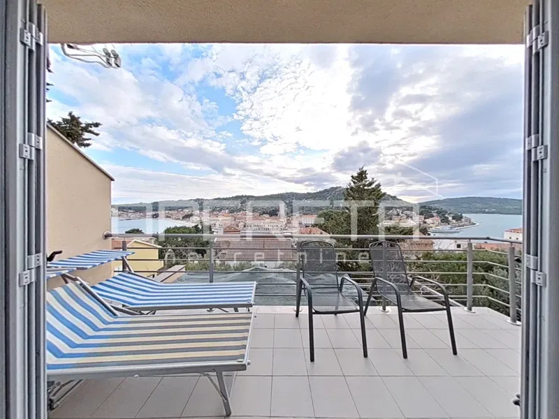 Murter- Tisno, casa con 2 unità e vista mare – 3