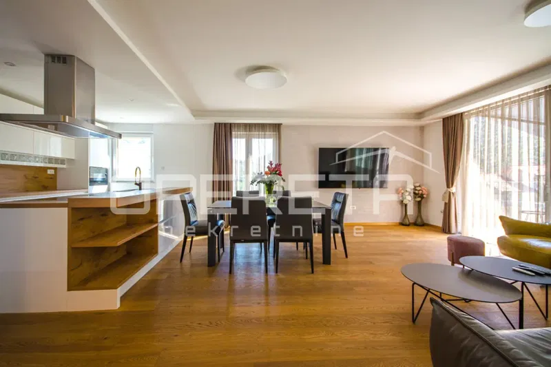 Luxury villa in Žrnovnica – An oasis of luxury and privacy near Split – 3