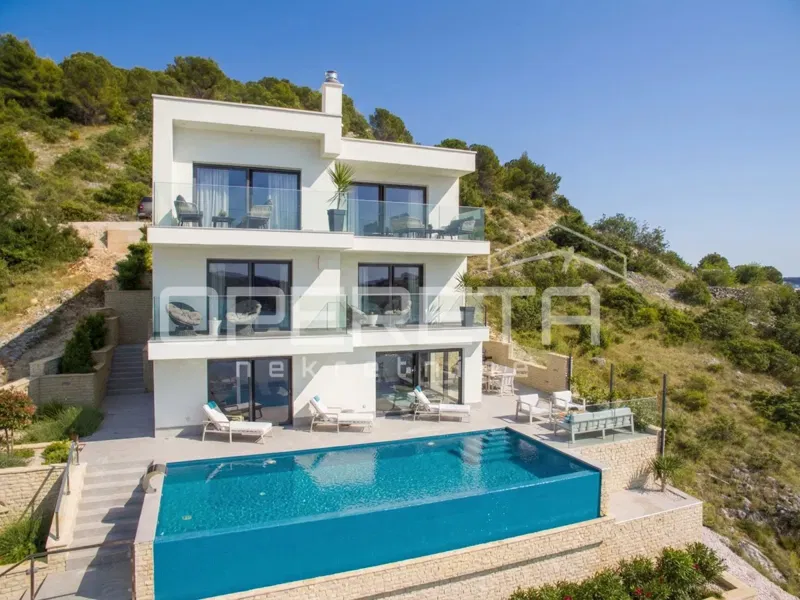 Villa di lusso con piscina, 300m2, Zatoglav – 2