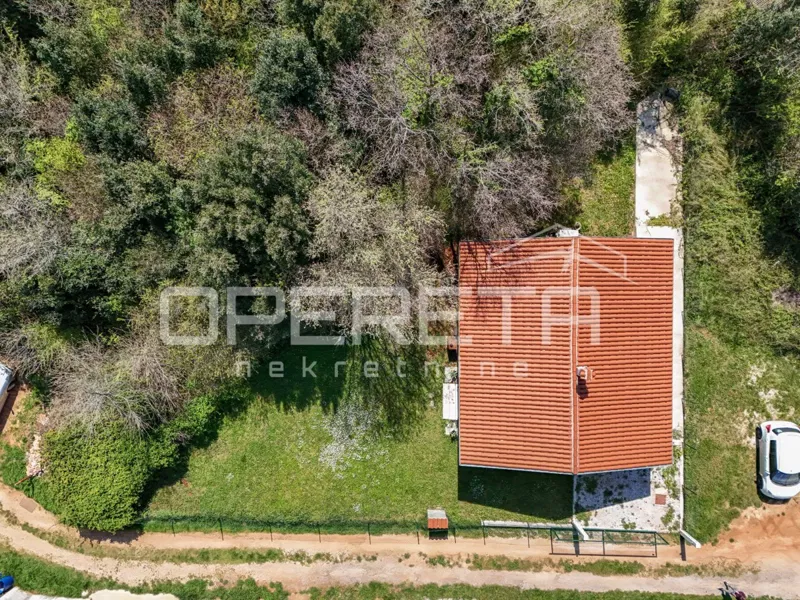 Casa indipendente al piano terra di 84 m2 vicino a Valtura circondata dal verde. – 2