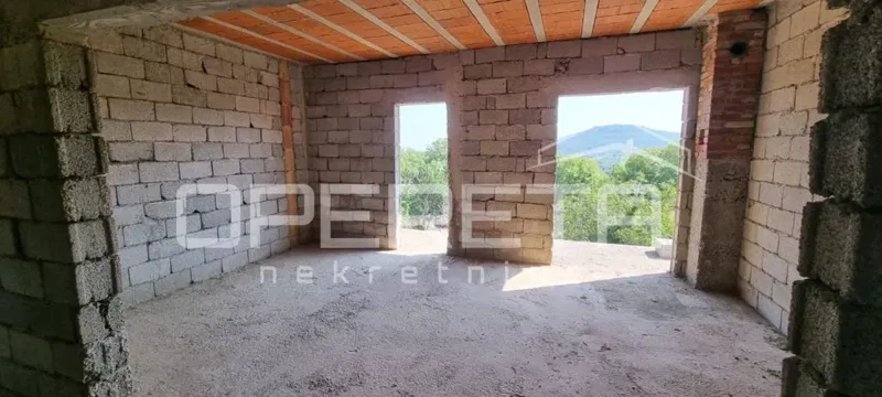 Casa incompleta a Brač – Humac Gornji su 1.820 m² di terreno – 3