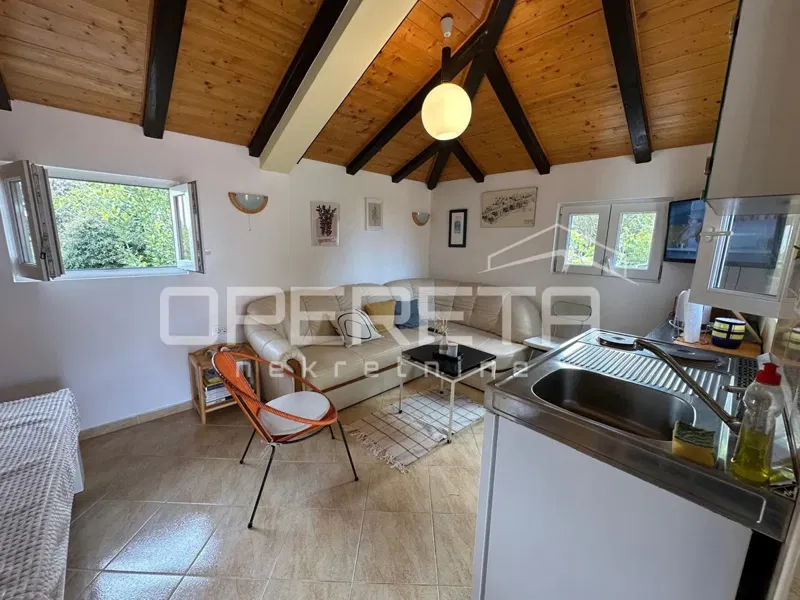 Casa a Jadrija con due appartamenti, a 40 m dalla spiaggia! – 2