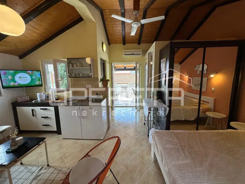 Casa a Jadrija con due appartamenti, a 40 m dalla spiaggia! – 3