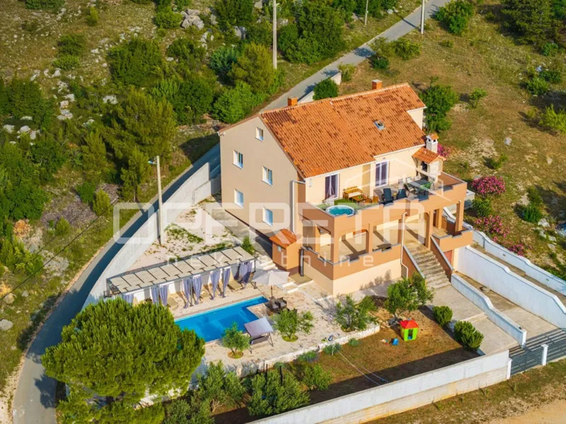 Verkauf, Haus, Kruševo, Marići pod gredom, Kruševo, Freistehendes Einfamilienhaus, 250m2