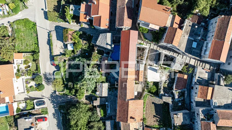 Affascinanti case in pietra da ristrutturare nel cuore di Žrnovo, Korčula – 2