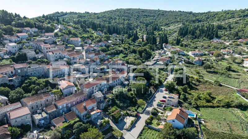 Affascinanti case in pietra da ristrutturare nel cuore di Žrnovo, Korčula – 3
