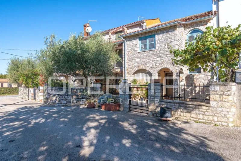 Istria, Zona di Parenzo – Casa in pietra autentica in ambiente tranquillo – 2
