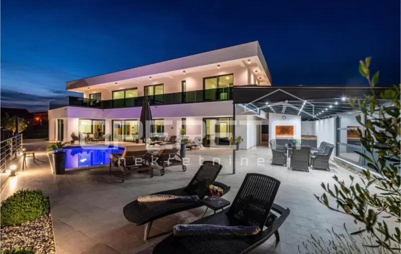 Casa moderna indipendente con vista mare, Maslenica – 3