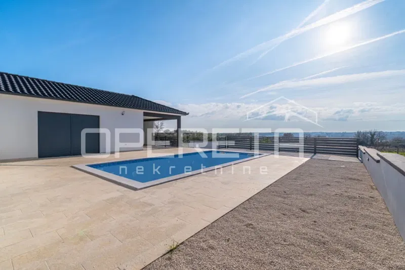 Istria, Pula, new house with three bedrooms and swimming pool, quiet location – 2
