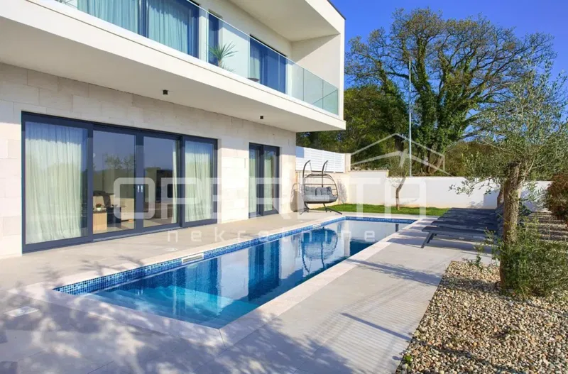 Vendita, Casa, Krk, Linardići , Indipendente, 255m2 – 2