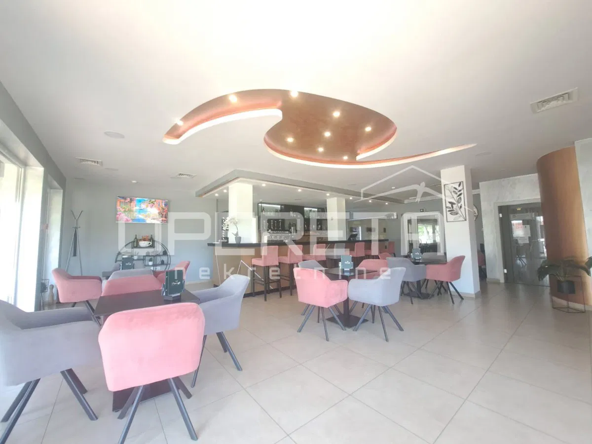 Prodaja, Poslovna zgrada, Rugvica, Okunjska ulica, 730m2