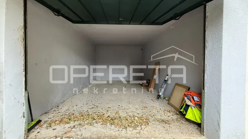 Garage 18 m² – Pećine, Rijeka – 2