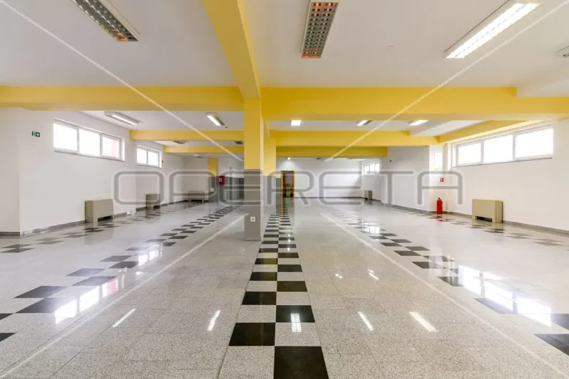 Affitto, Ufficio, Lučko, Hrastovička , 450m2 – 2