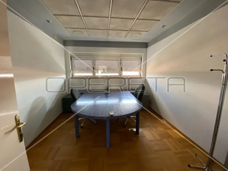 Rent, Office, Kvatrić, Kvaternikova trg, 135m2 – 3