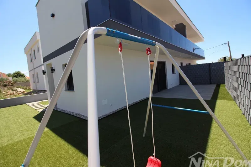 Casa bifamiliare a Vrsi: comfort, tranquillità e mare vicino – 3