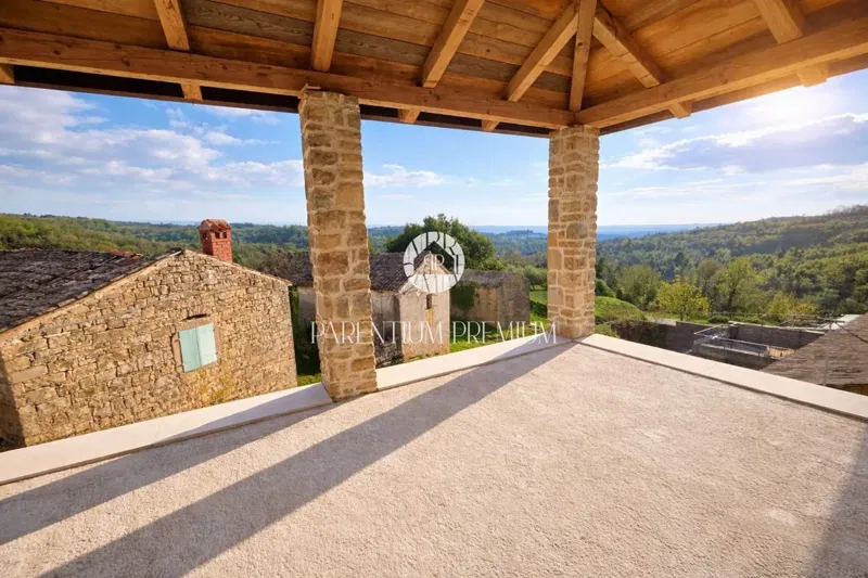 EXCLUSIVE SALE – Authentic Istrian stone house with sea view, fully renovated in 2025 – 2