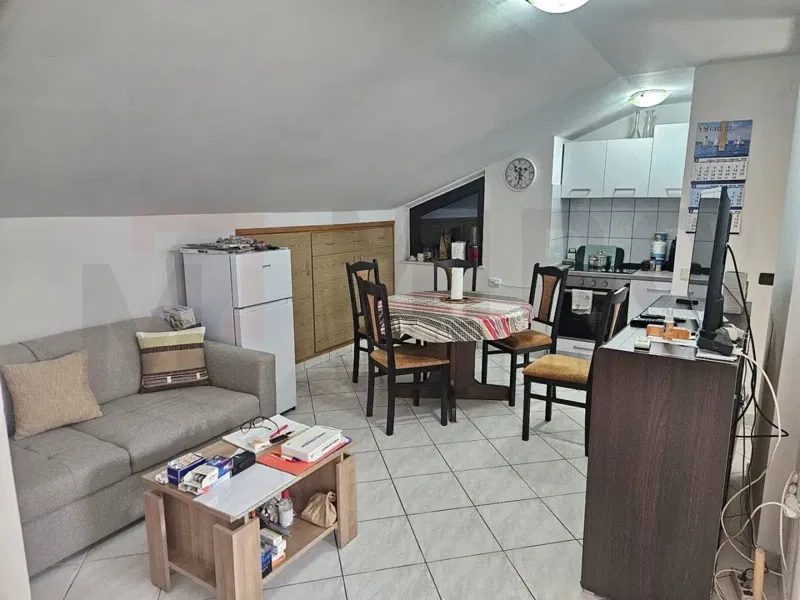 Malinska, furnished attic apartment with sea view! – 2